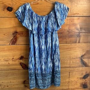 Beach lunch lounge dress